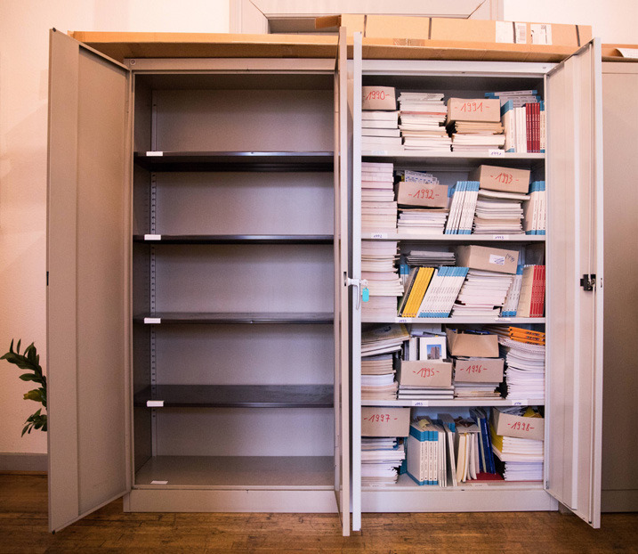 Materialien aus dem Bestand des Impulse Theater Festivals, sortiert nach Jahren.